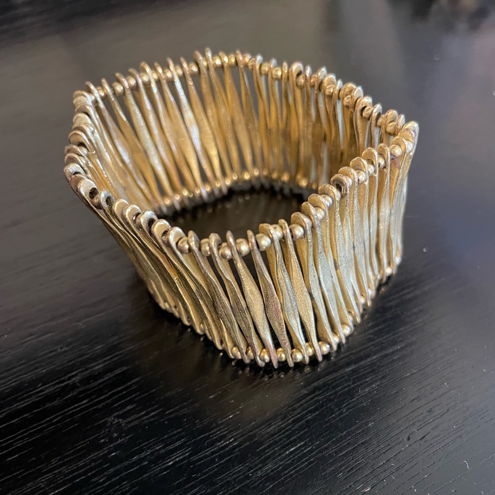 Stretch bracelet
